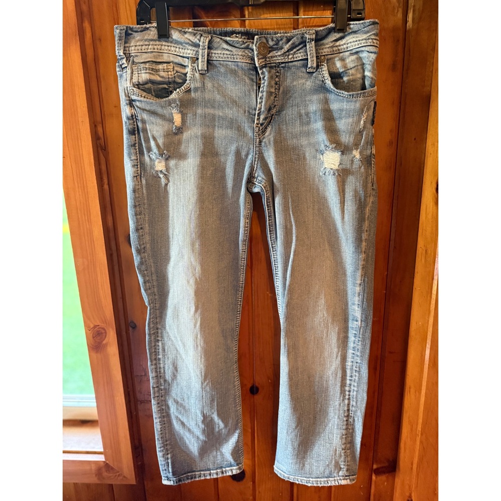 Silver Distressed Light Wash Denim Capri W 29x 22 1/2